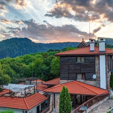 Hotel Smilen Smoljan Esterno foto